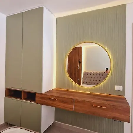 Apartment Villa For 6 Person Golem  Exterior photo